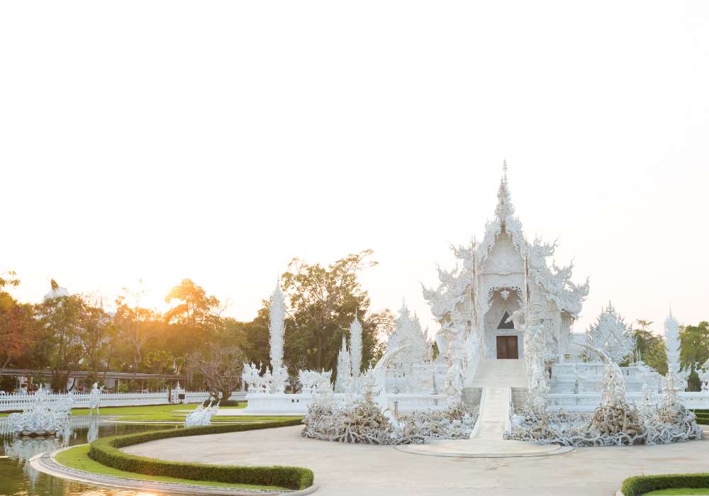 chùa trắng wat rong khum 