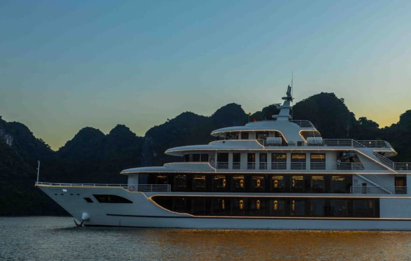 Du thuyền Sea Octopus | 6 giờ khám phá vịnh Hạ Long