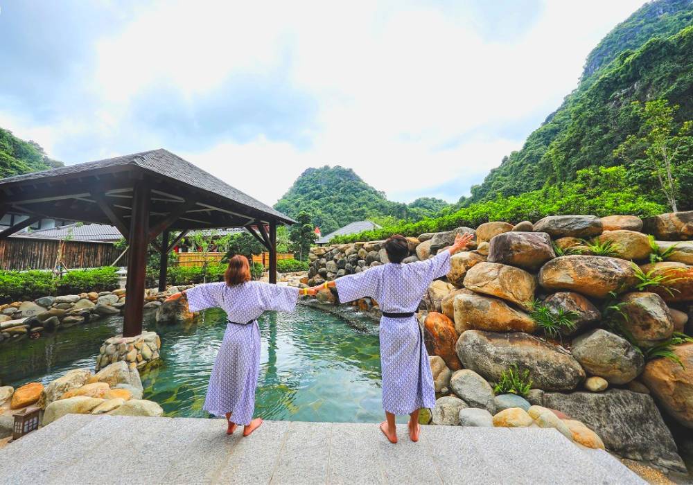 Yoko onsen Quang Hanh